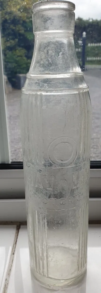 Vintage Caltex Oil bottle - rare Irish IGB on base - Image 3