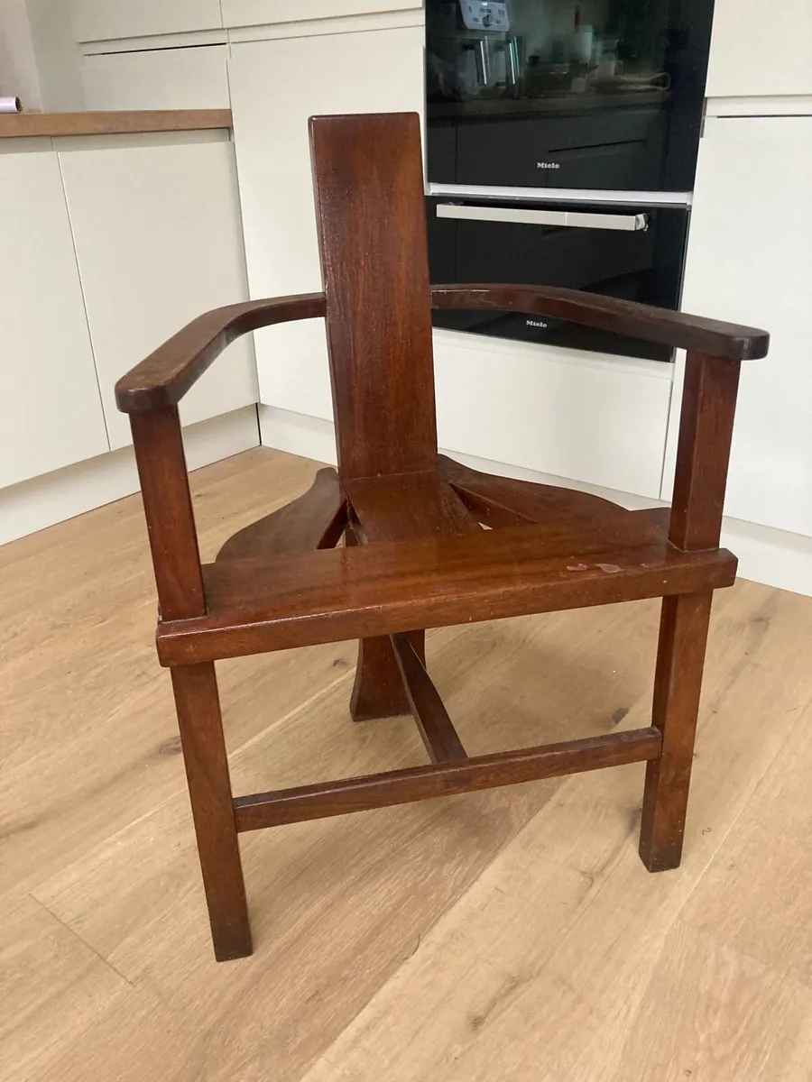 Arts and Crafts Armchair. - Image 1