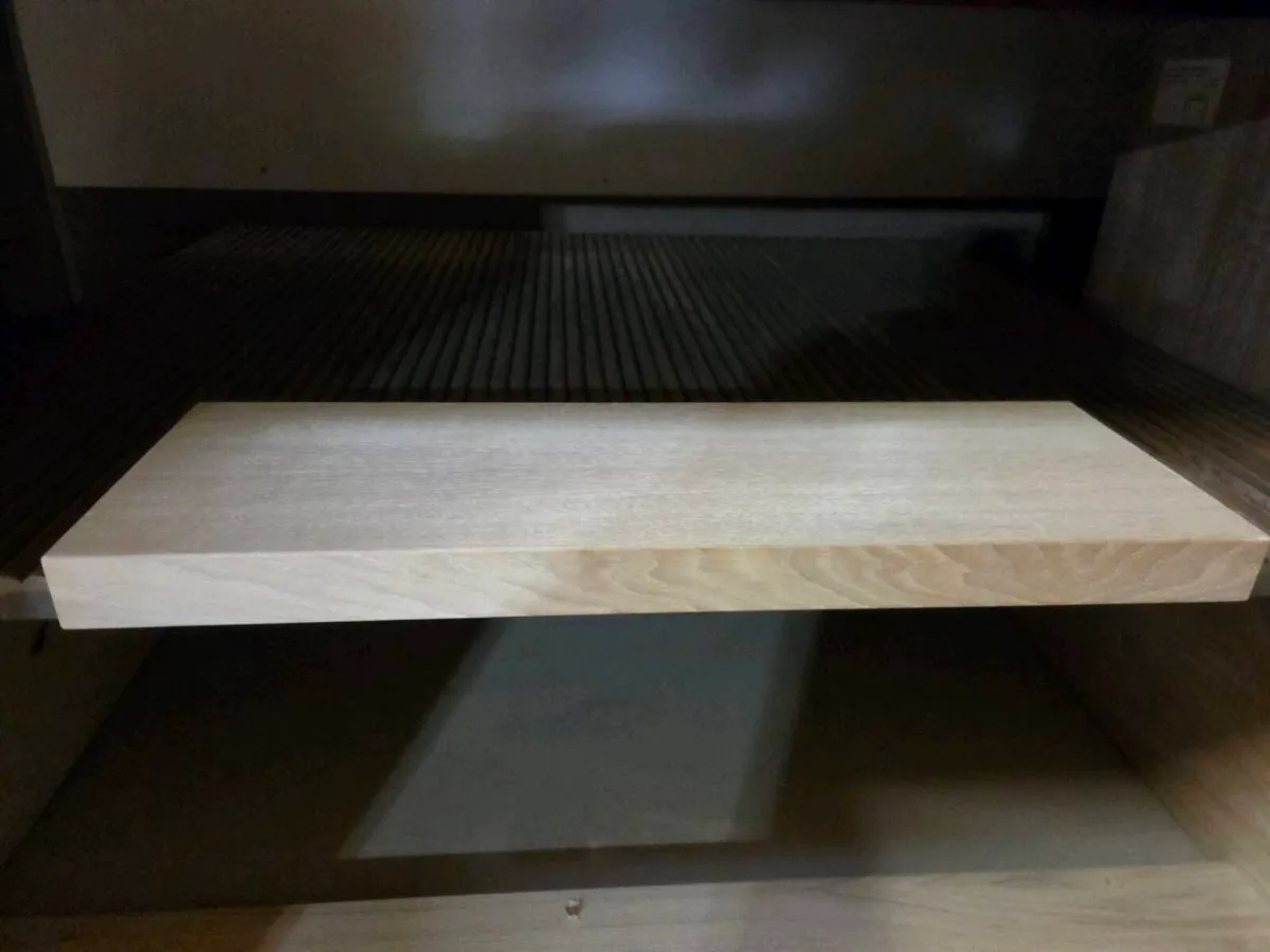 Floating cabinet - Image 4