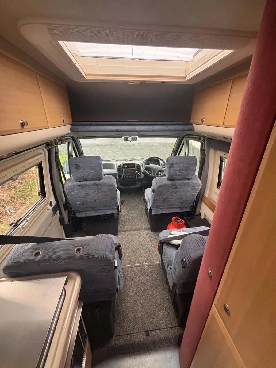Citroen relay campervan - Image 3