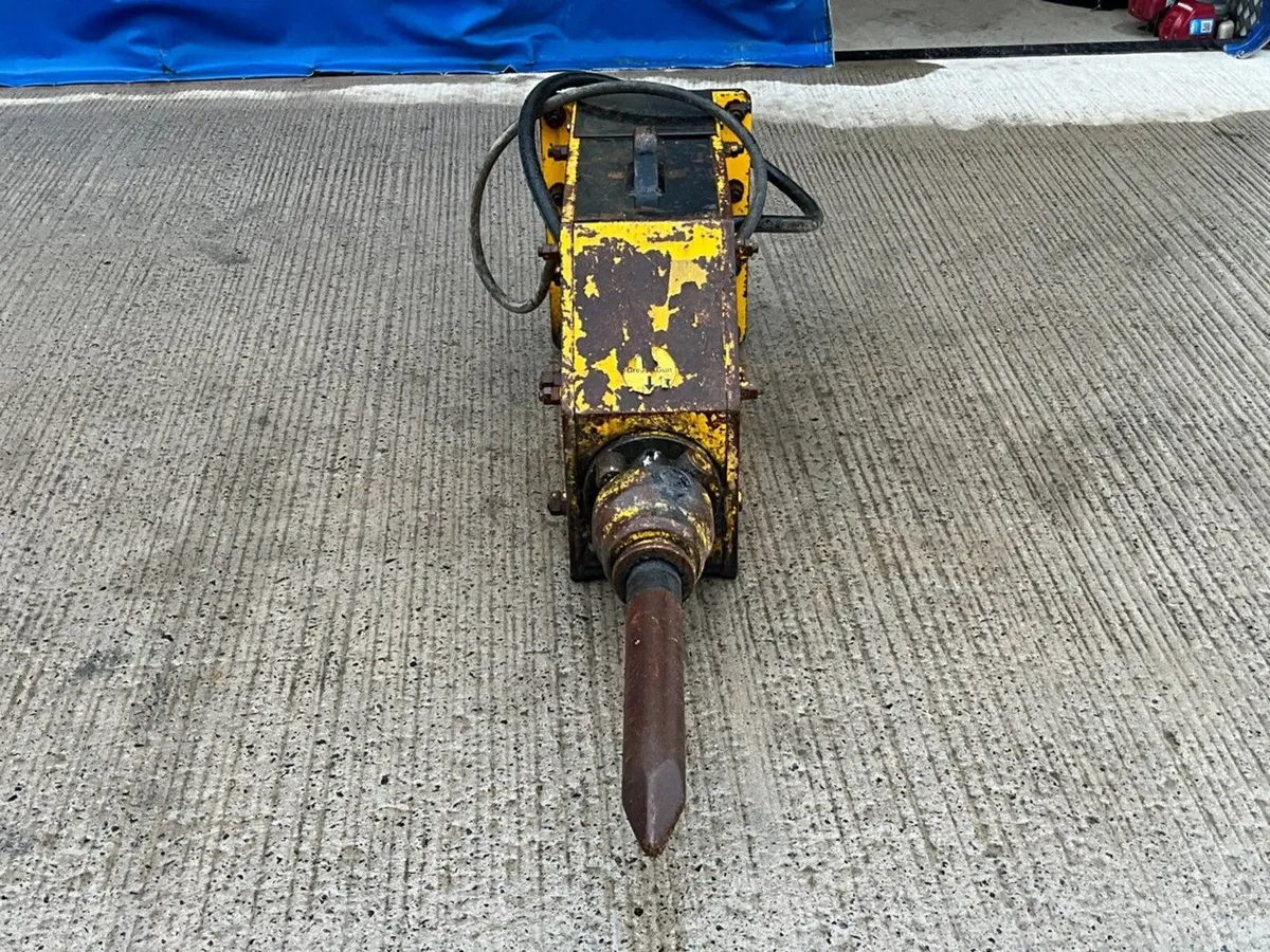 ROCK HAMMER TO SUIT 6-8 TON MACHINE - Image 3