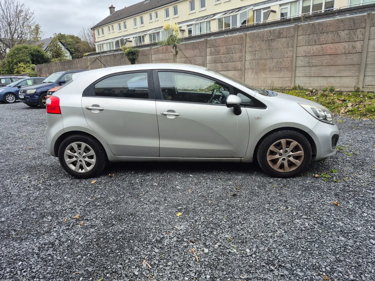 2012 Kia Rio Petrol - Image 1