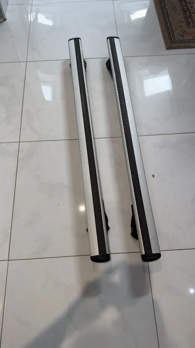 Halfords Advanced 470L Roof Box + Roof Bars €350 - Image 3