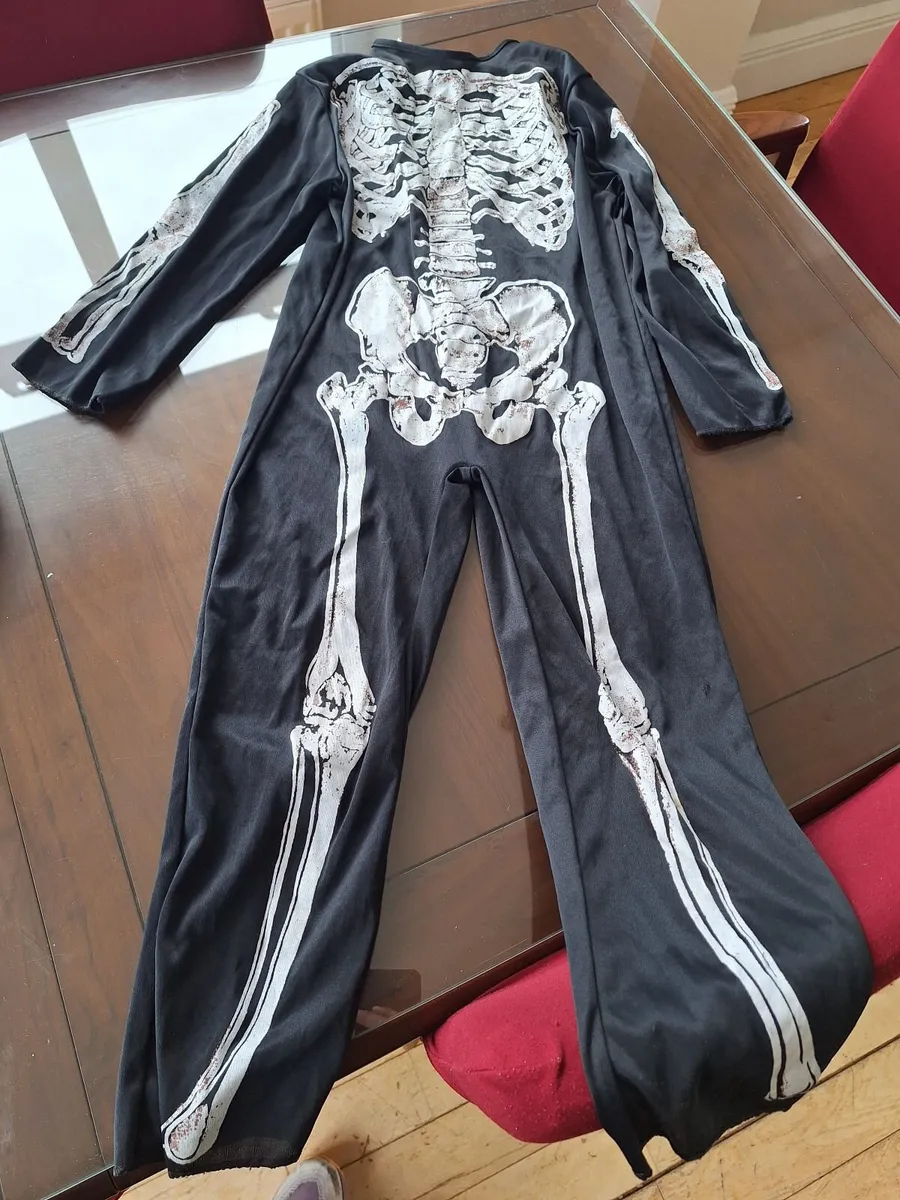 Skeleton costume 7-10 yrs - Image 1