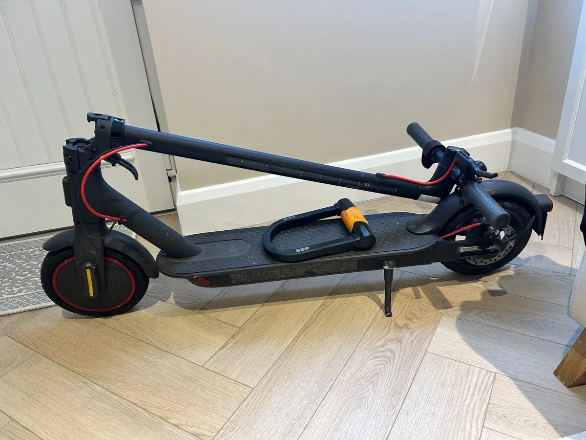 Xiaomi Mi Electric Scooter Pro 2 - Image 1