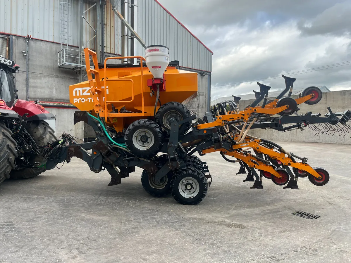 Mzuri  Min Till Drill Seed & Fert - Image 2