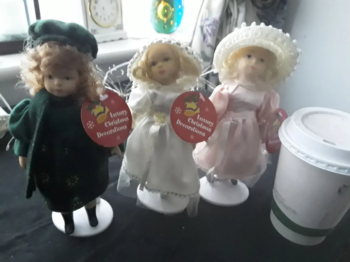 Tree small porcelain Christmas decorative  dolls - Image 1