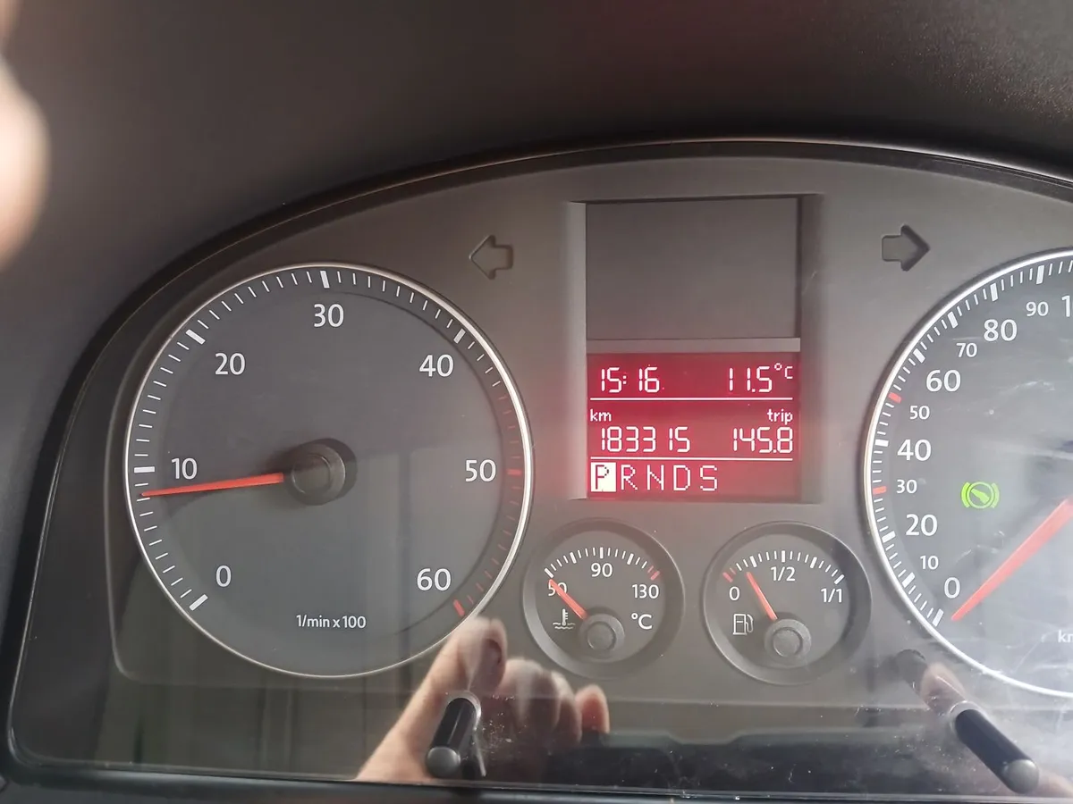 Volkswagen Caddy 2009 - Image 2