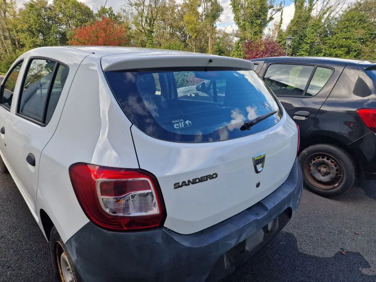 Dacia Sandero 2016 - Image 2