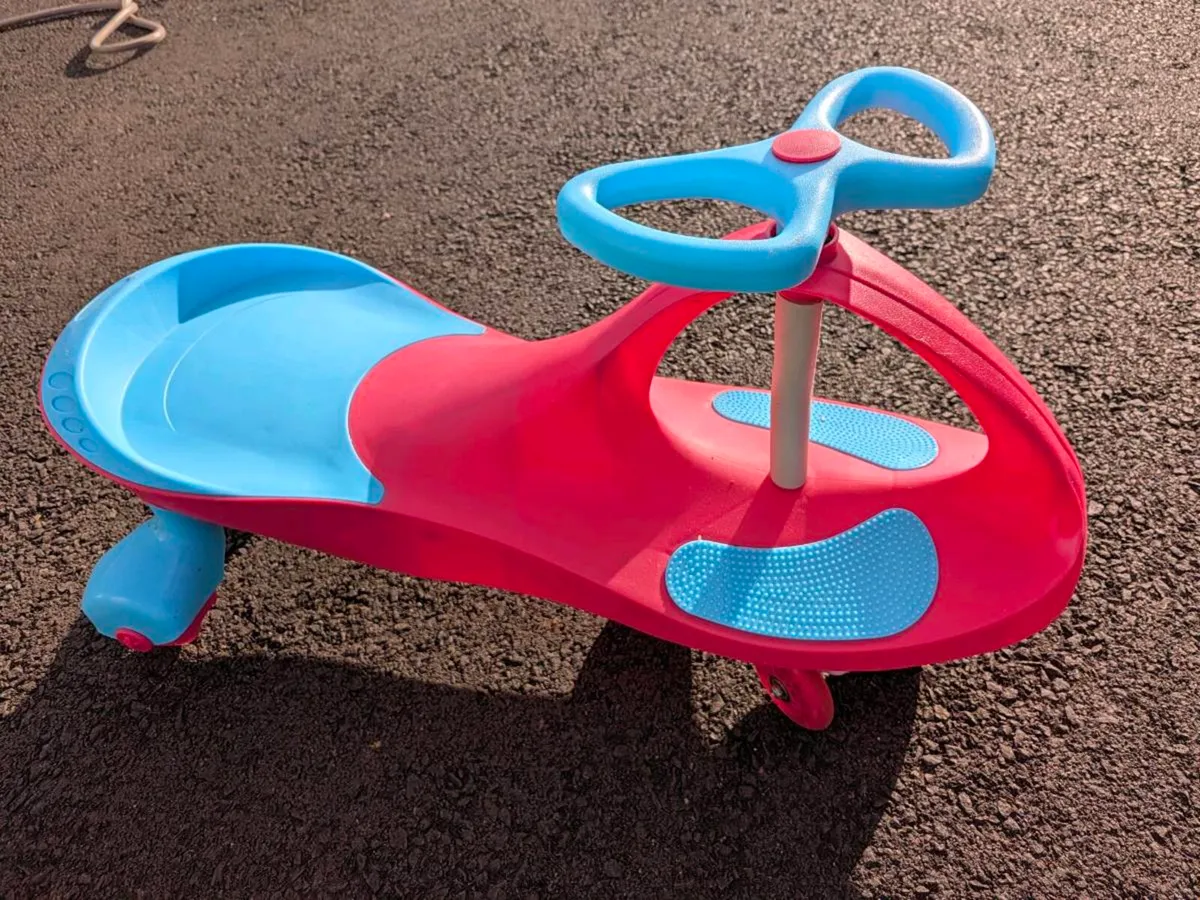 Pink wiggle car - Image 1