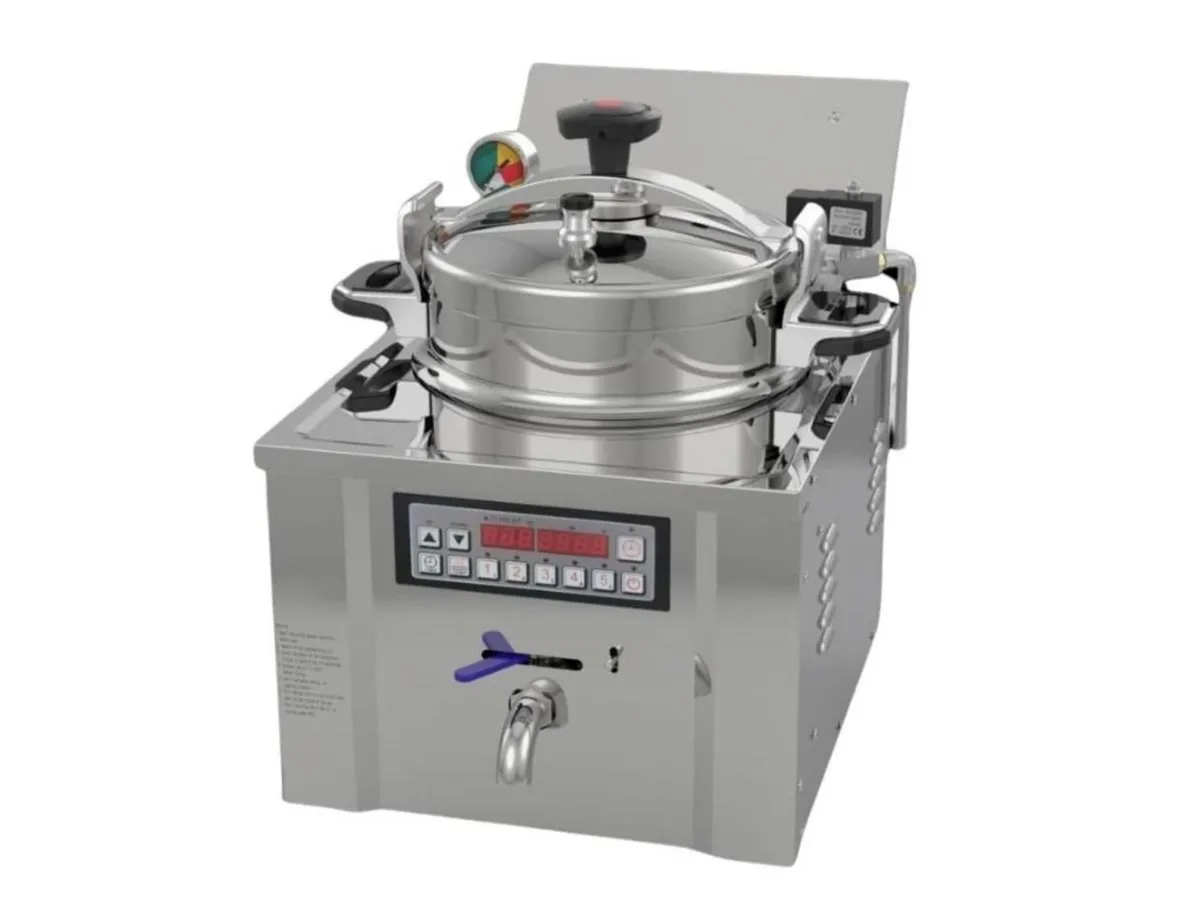 Chefs Range ECE16B Programmable electric - Ex VAT - Image 1