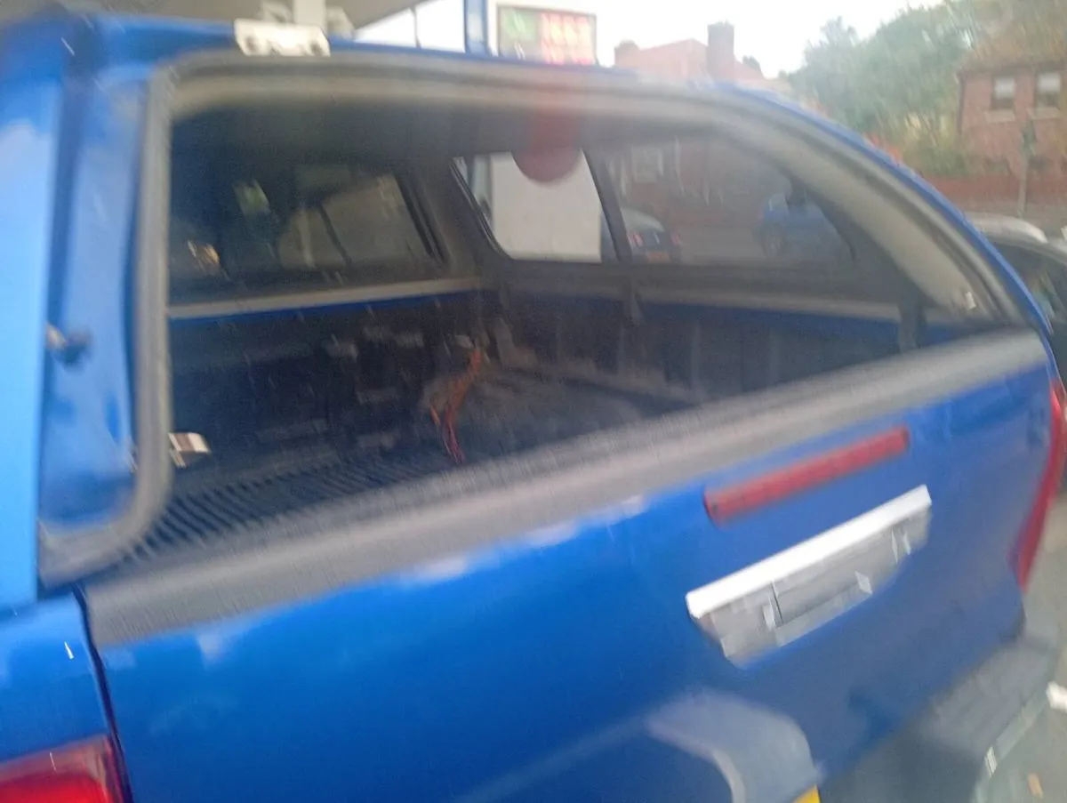 2019 Hilux Invincible Canopy - Image 4