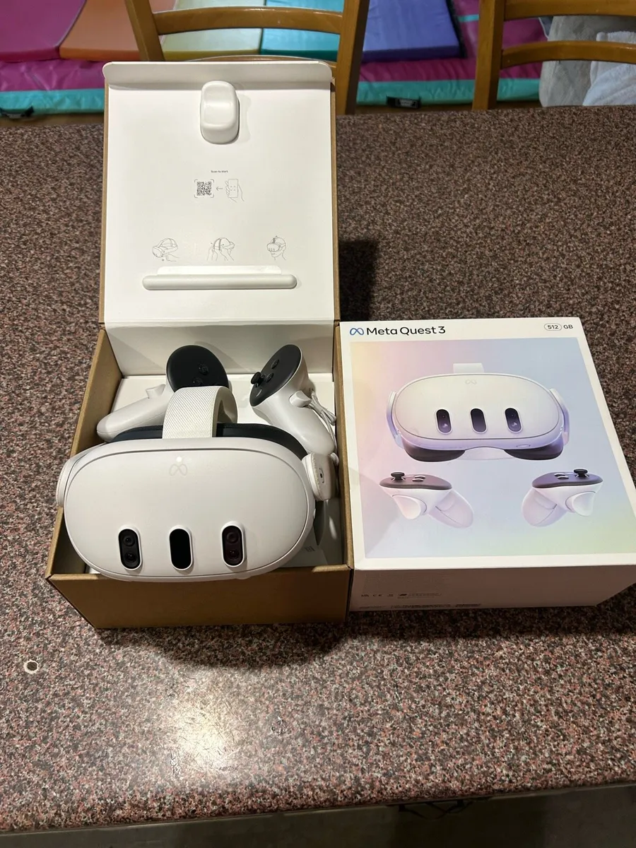 Meta Quest 3 512GB VR headset - Image 1