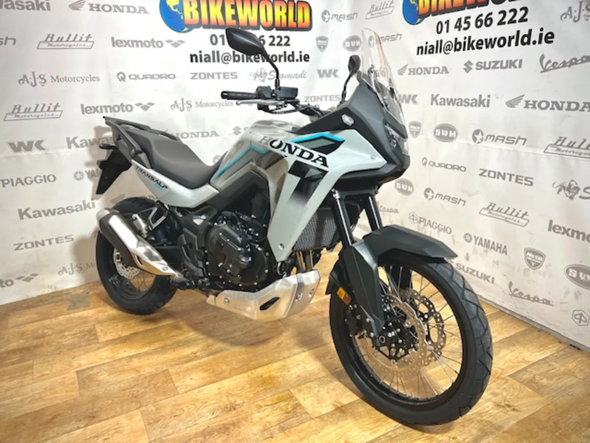 Honda Transalp XL750 E-Clutch - Image 2