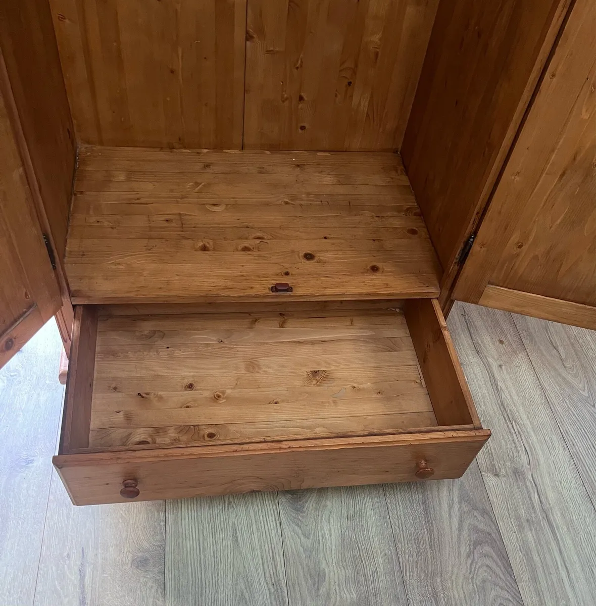 Wardrobe - Image 2
