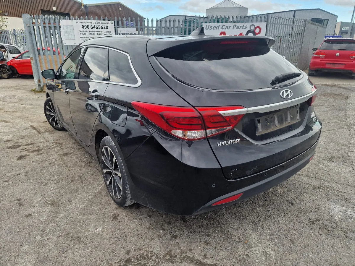 19 HYUNDAI I40  1.6 CRDI(D4FEJ) FOR BREAKING - Image 3