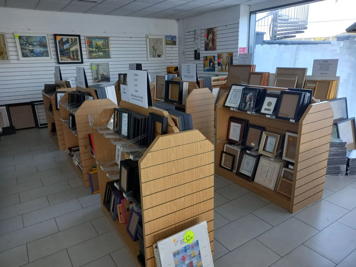 FREE  Shop Displays.....Slatwall  Gondolas - Image 3