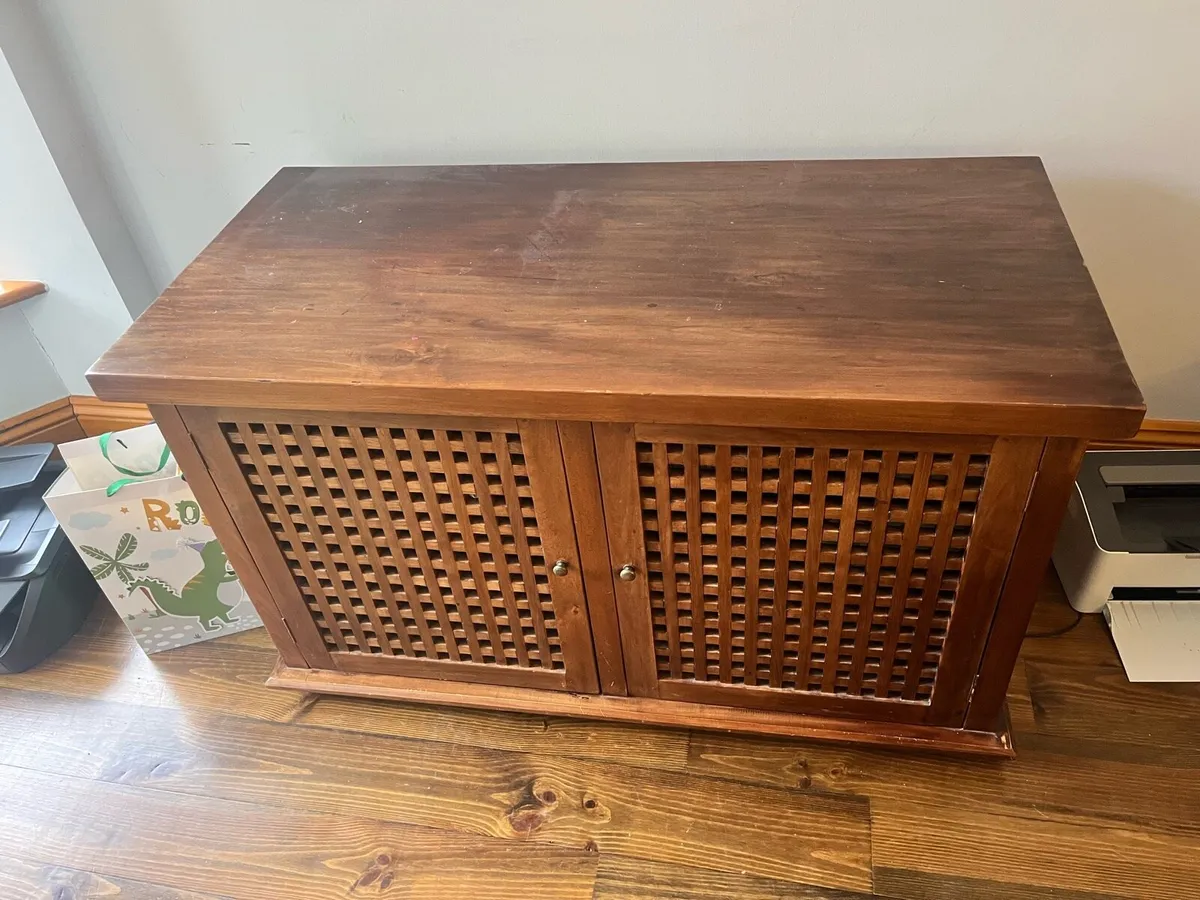 Tv cabinet - Image 1