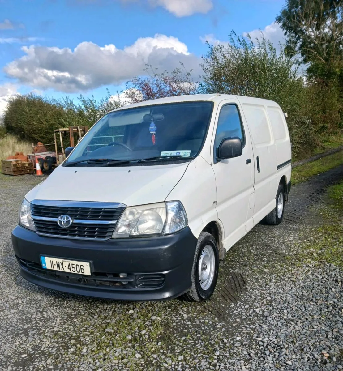 2011 toyota hiace , full test , 6500 euro - Image 3