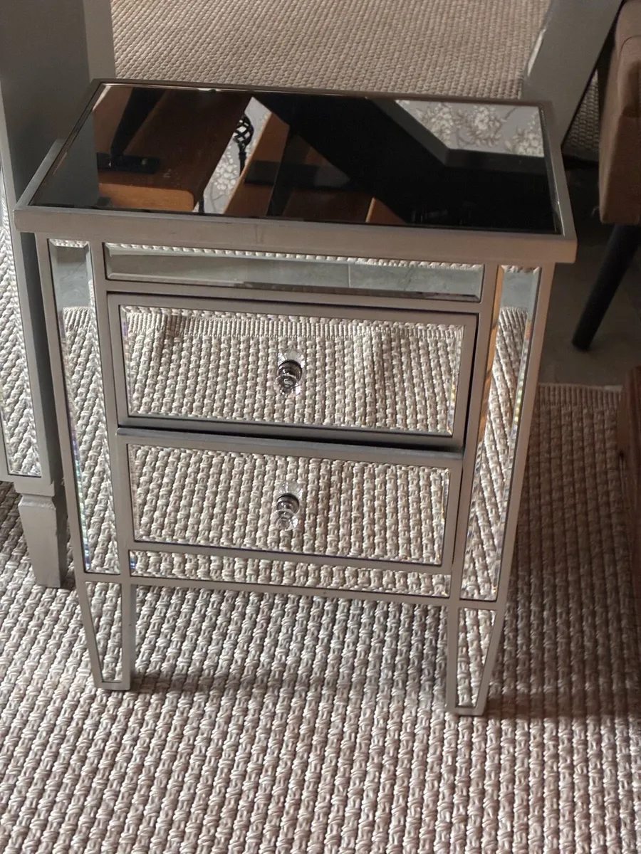 Glass Bedroom chest of drawers and side table - Image 3