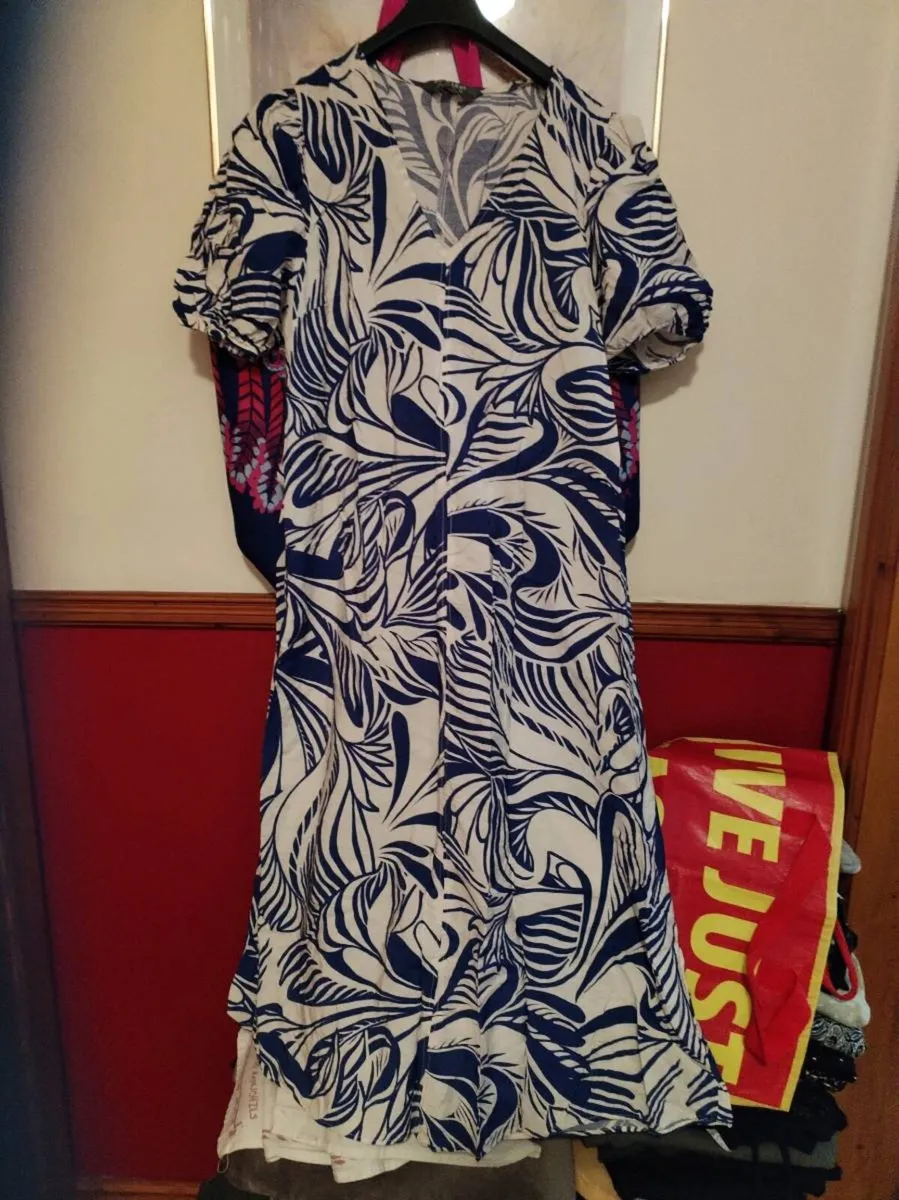 Ladies dresses - Image 4