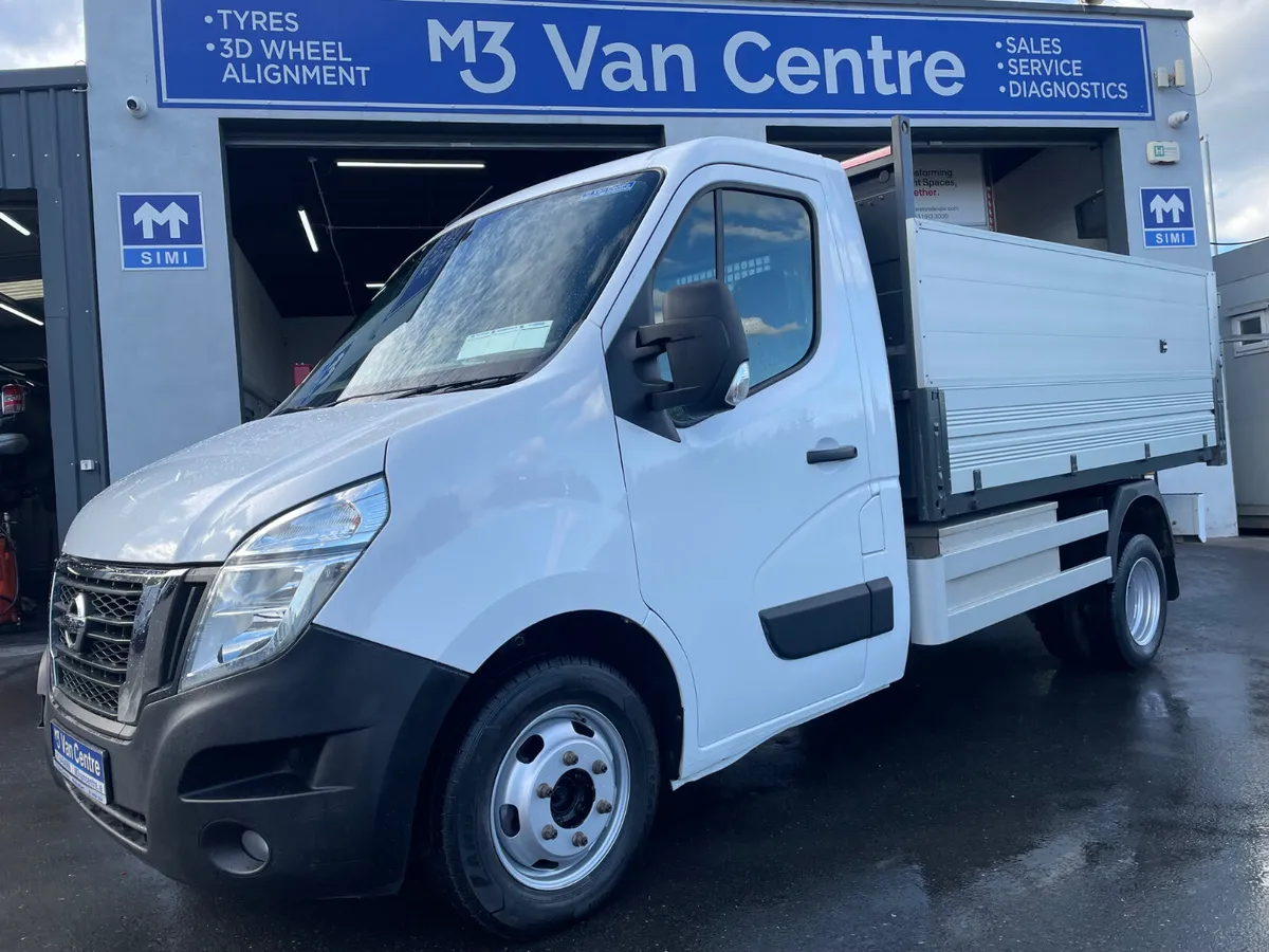 2021 Renault NV400 TEKNA DCI L2H1 TIPPER TREE SURG - Image 1
