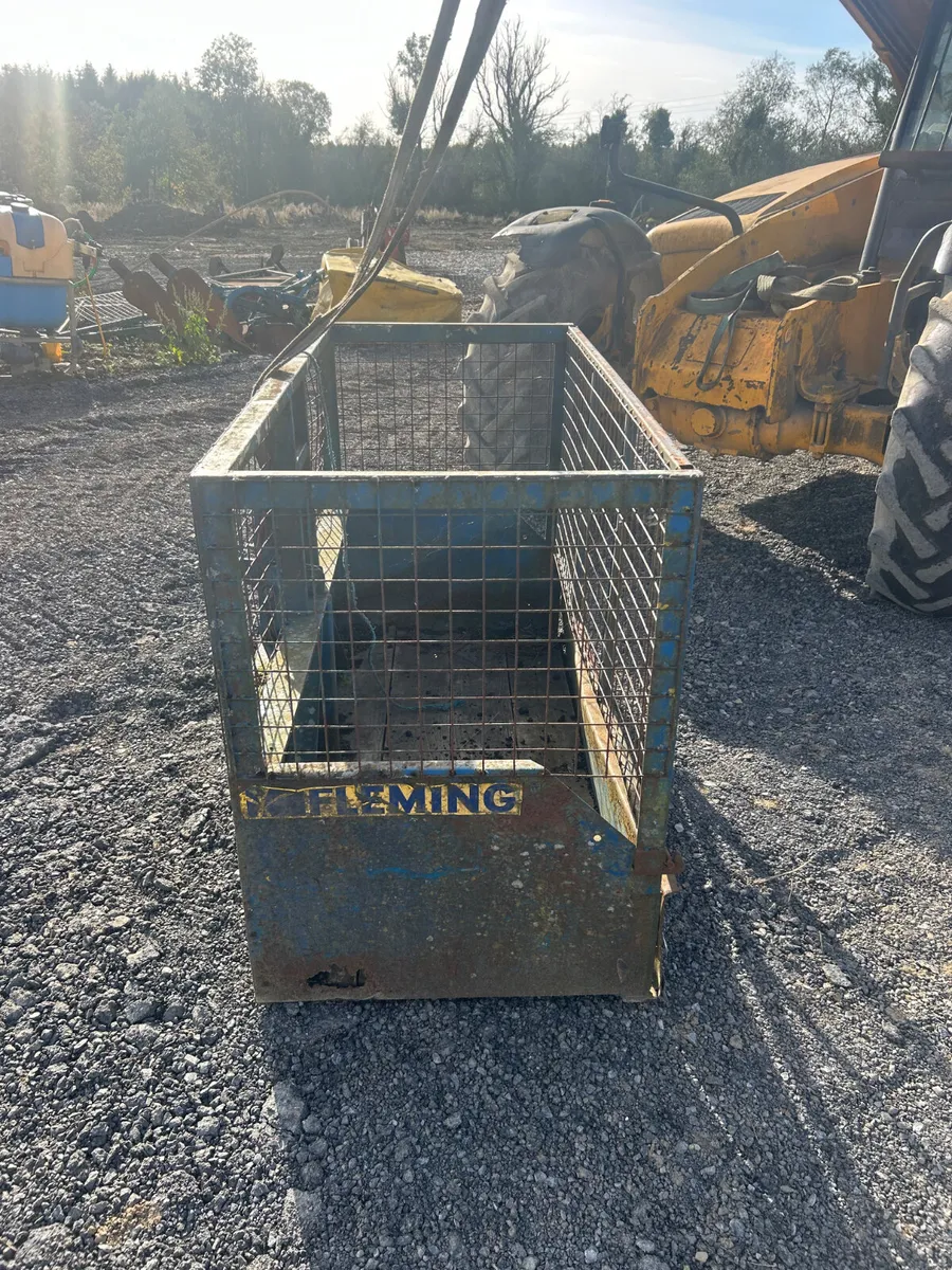 5ft Fleming Transport box with crate - Image 2
