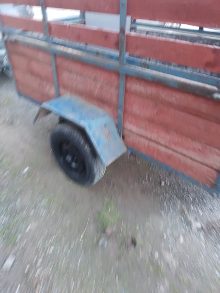 Trailer - Image 3