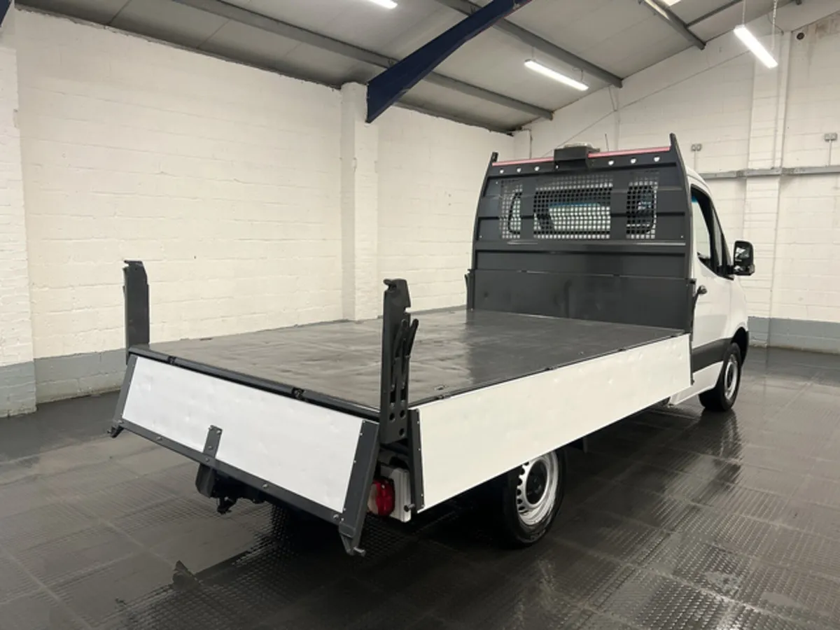 2022 Mercedes-Benz Sprinter Tipper Van - Image 4