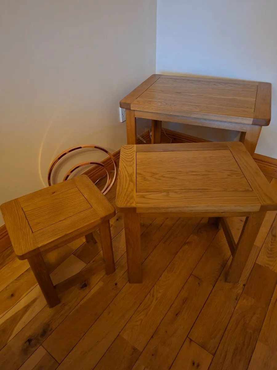Nest of tables Solid Oak - Image 3