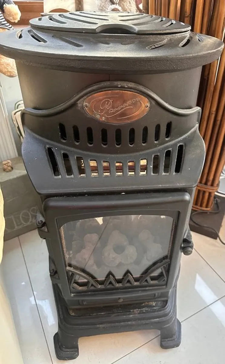 Provence Cast Iron portable gas stove - Image 1