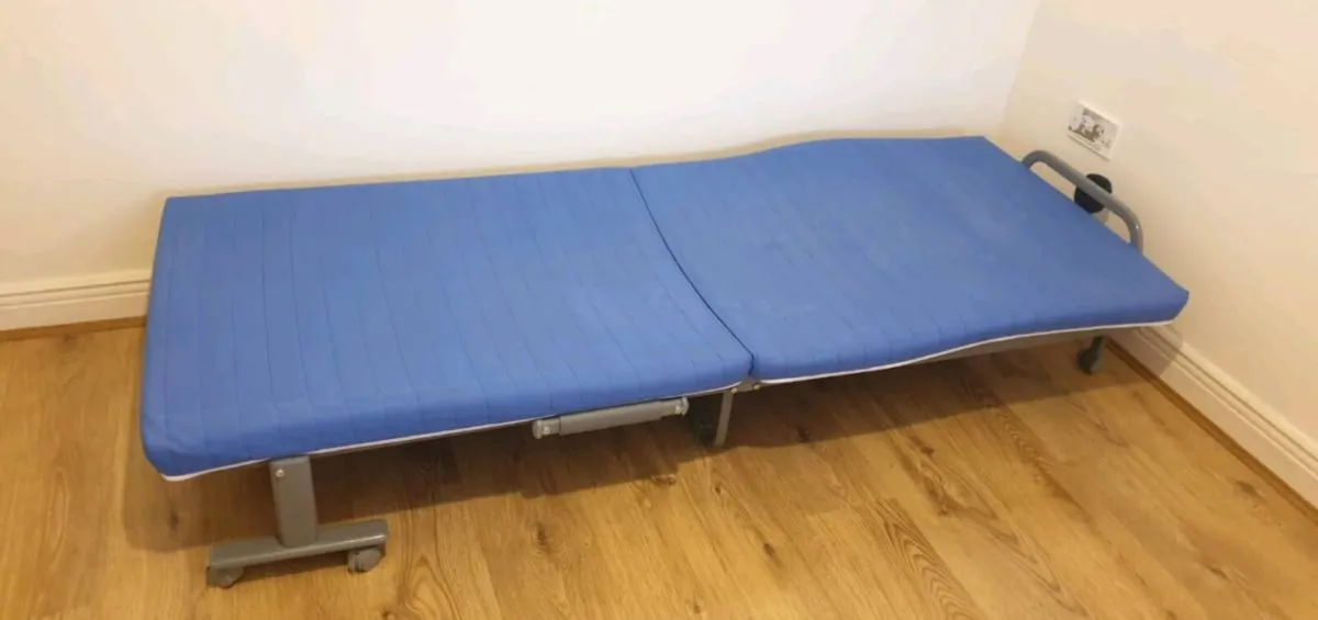 Single Bed - Image 2
