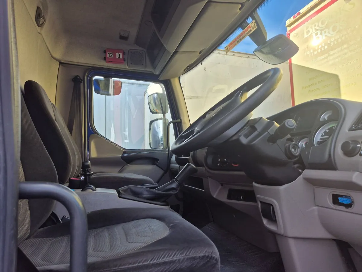 Daf 55.180 14 tonner 22ft body - Image 2