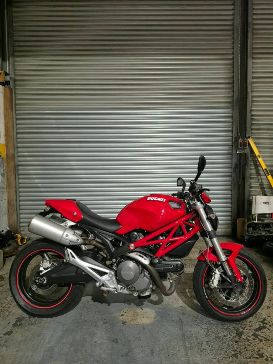 Ducati Monster 696+ - Image 2