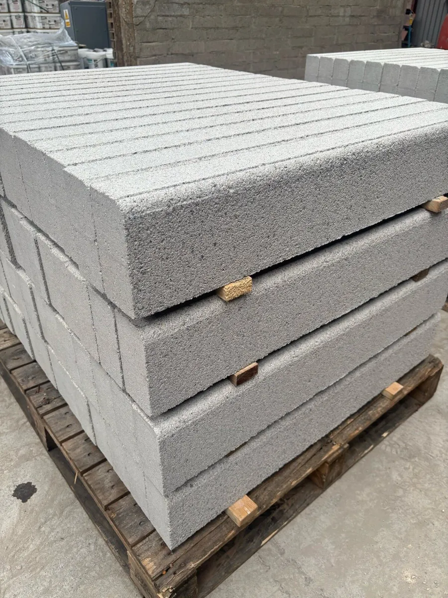 Kerbs - Image 4