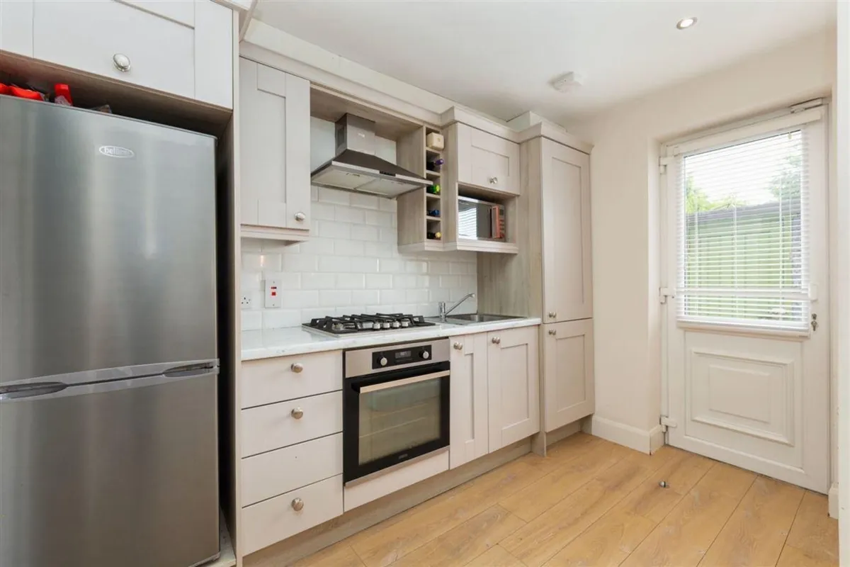 Kitchen - Image 2