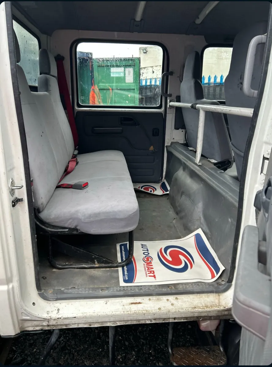 2018 ISUZU NL TIPPER TWIN WHEEL 3.5 TON - Image 4