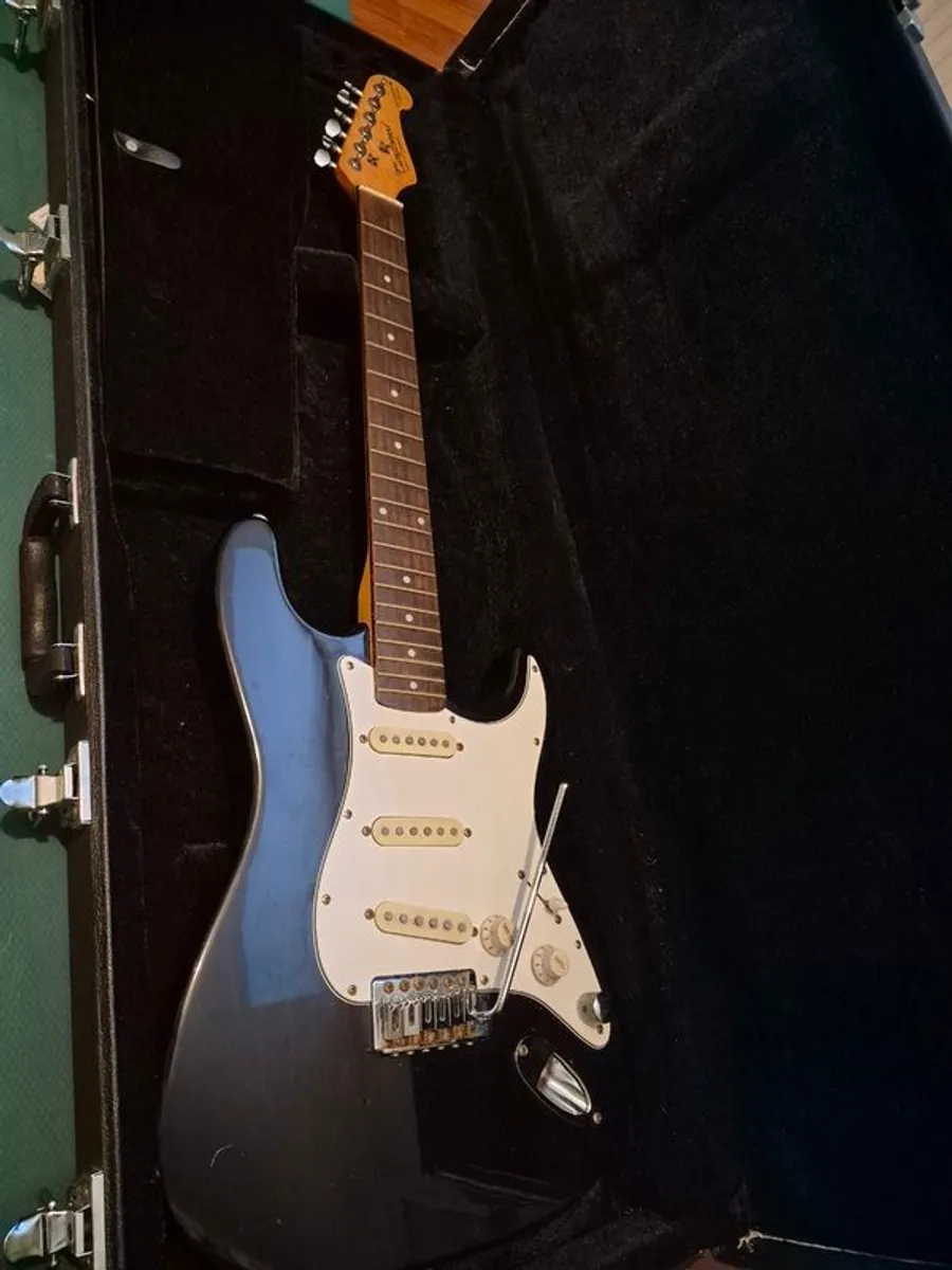 Imitation Stratocaster & Thomann E-Guitar Hard Case - Image 2