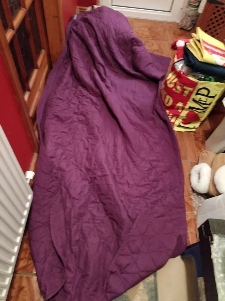 Blankets - Image 2