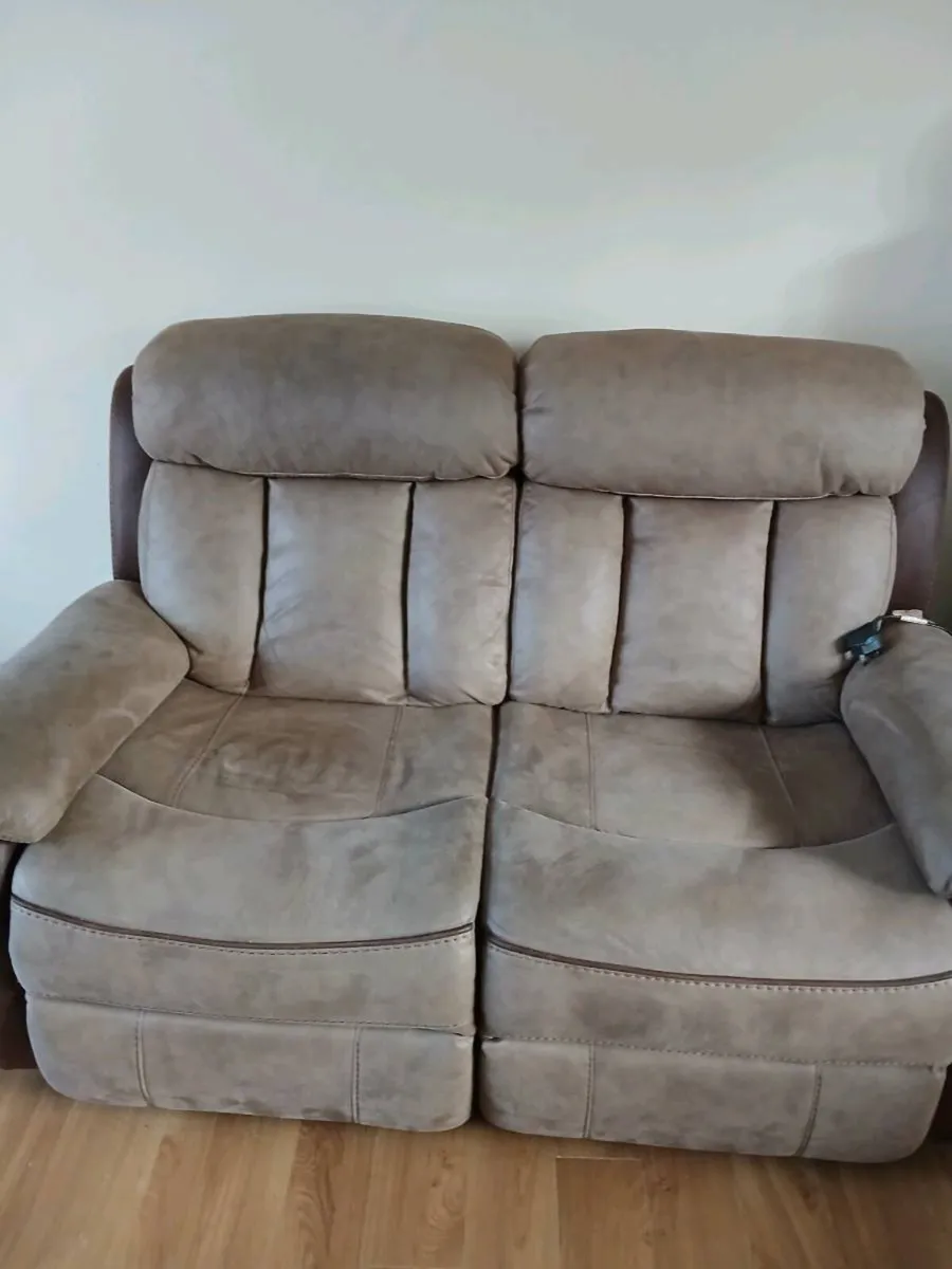 2 Seater Couch - Image 1