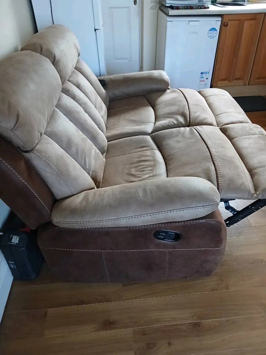 2 Seater Couch - Image 2