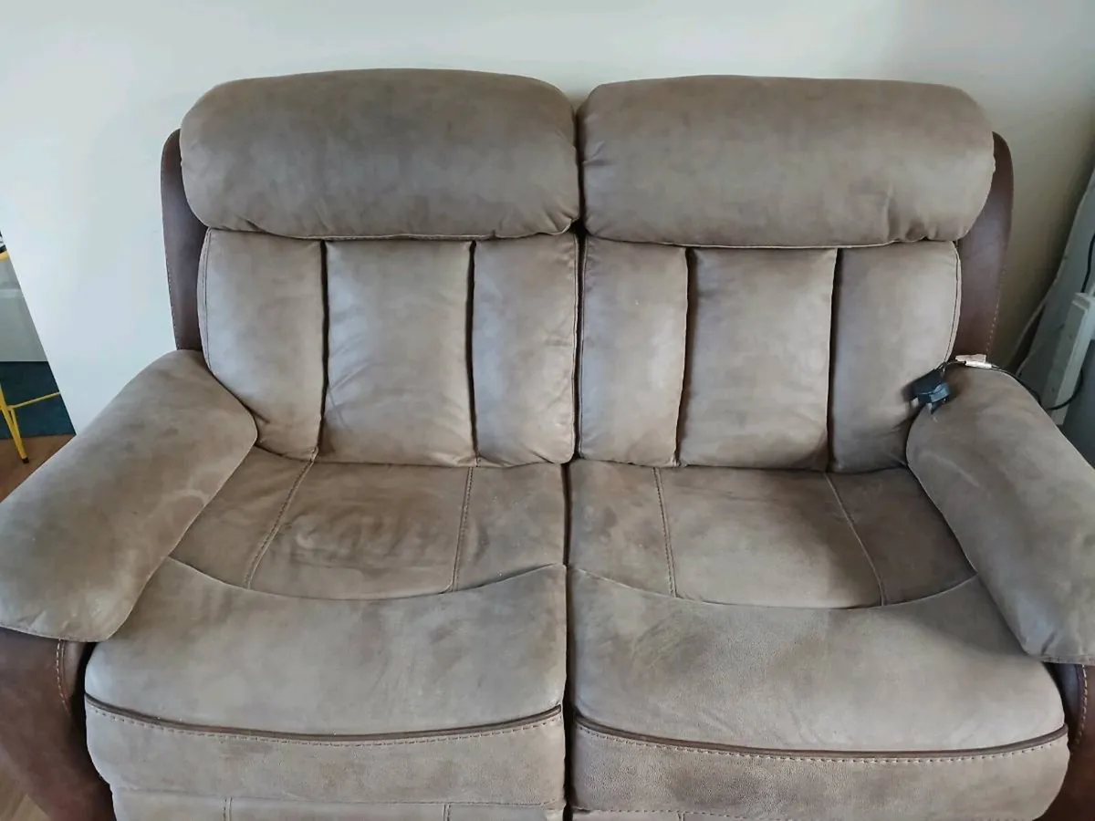 2 Seater Couch - Image 4