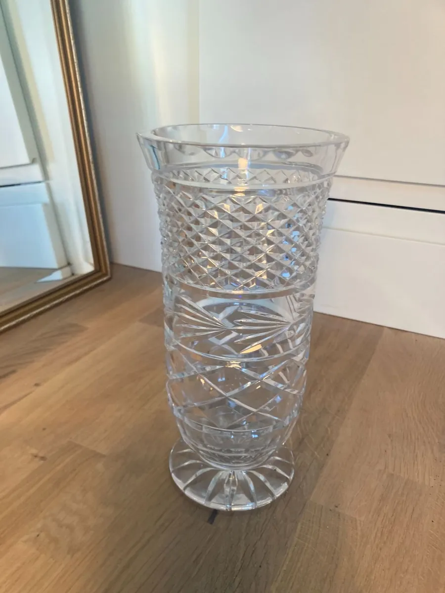 Dublin Crystal Vase - Flower Vase - Image 1