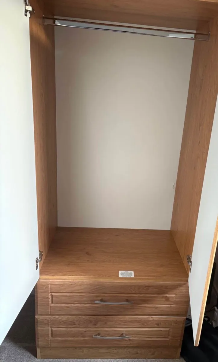 Wardrobe - Image 2