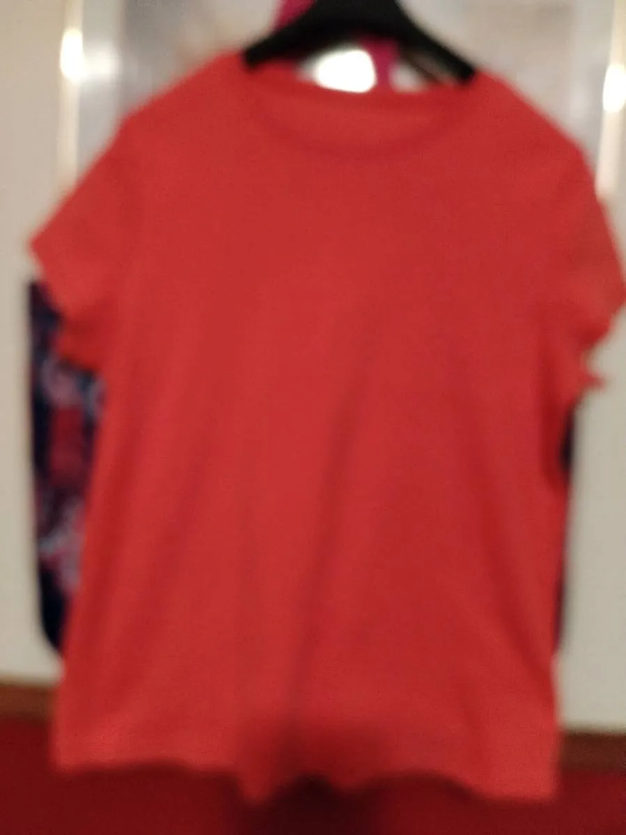 Selection of ladies clothes - Image 4
