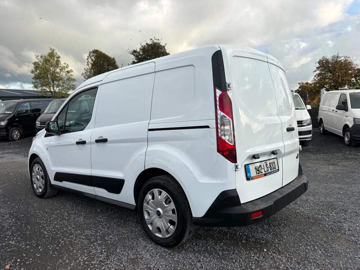Ford Transit - Image 4