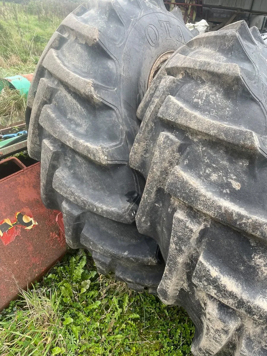 Ford Tractor - Image 1