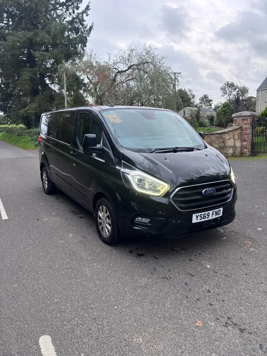 2019 transit custom crew van - Image 1