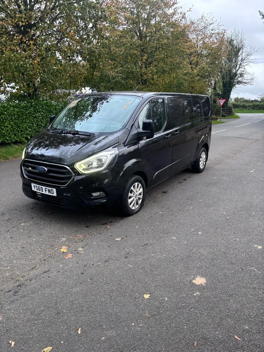 2019 transit custom crew van - Image 2