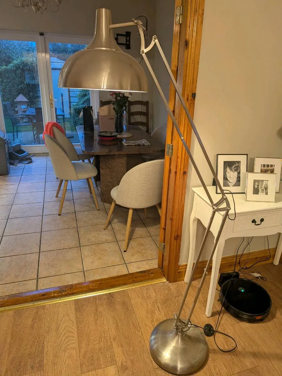 Stylish Large Floor Adjustable Reading Lamp - Image 4
